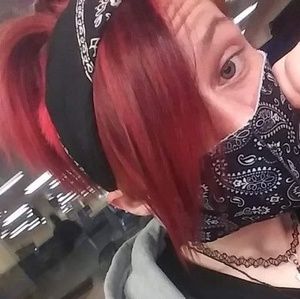 Meet your Posher, Brianna